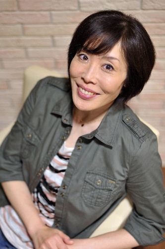 teruterukenken's tweet photo. 55年村上祐子(KBS)、56年原由子🎵 、57年松井五郎🖊️、58年宮崎美子、59年井手らっきょ、60年原めぐみ🎤、62年⛸デニス・ビールマン(#DeniseBiellmann #Biellmann #Biellmannspin)🇨🇭、63年森若香織(GO-BANG'S)🎤、田村直美🎤、64年寺十吾、67年保坂尚希、68年榊いずみ🎤、69年笑福亭瓶二、町田公二郎⚾ https://t.co/aX3wDfiDk0