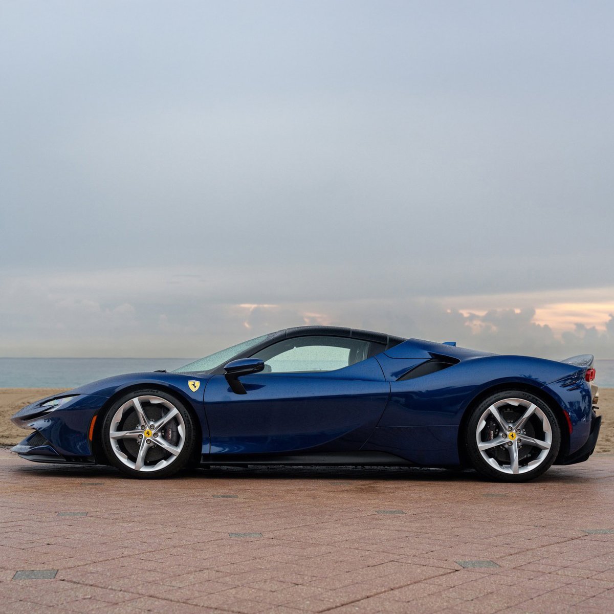 duPontREGISTRY's tweet photo. 2023 Ferrari SF90 Spider | Asking Price: $659,900

This stunning example comes presented in Blu Tour de France over a Carta da Zucchero interior https://t.co/YNkTTRm5gS