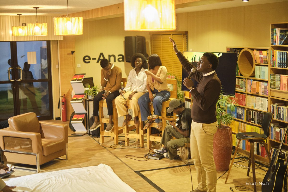 Psalm, my maiden event, was beyond words!  

I set out to create something unique—creative yet deeply divine—and it turned into a truly beautiful experience. We shared moments of worship, laughter, and fellowship. I sang three new songs, ministered three spoken word pieces

1/3