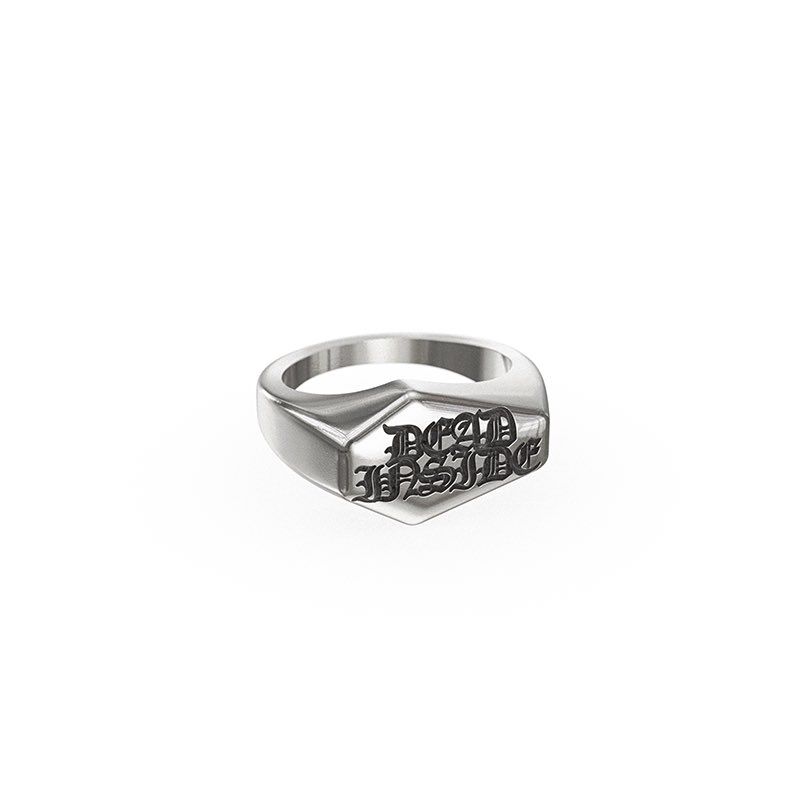 xXMALLGOTHXx's tweet photo. COFFIN RING https://t.co/DsUL6UQzVd
