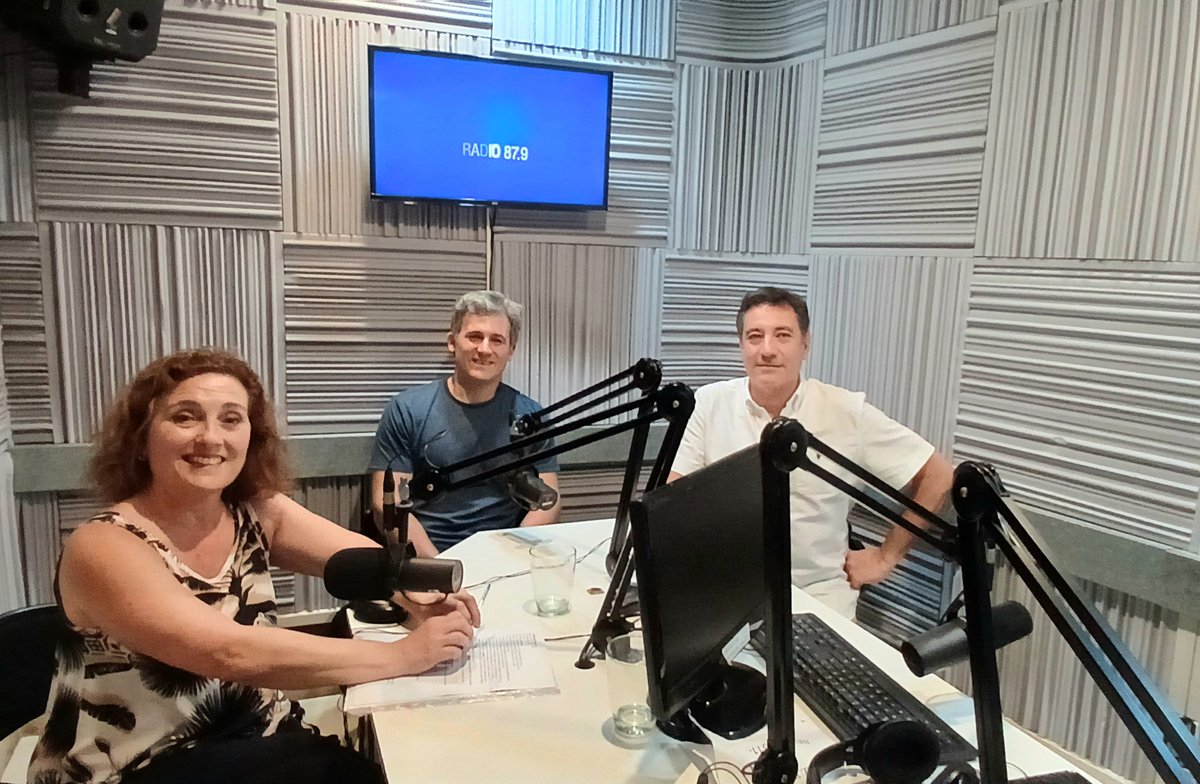 123programaradial (@123progradial) on Twitter photo #LIITIO: "El boom de los últimos años aún es un negocio de nicho. Hay una gran brecha entre las expectativas y la realidad", explicó <a href="/MartinObaya/">Martín Obaya</a>
¡Gran tema para comprender la actualidad energética!
<a href="/atlantepaula/">Paula Atlante</a> <a href="/pablogaleano/">Pablo Galeano</a> <a href="/RadioUBA/">Radio UBA 87.9</a>
<a href="/unsamoficial/">Universidad Nacional de San Martín</a> <a href="/eeyn_unsam/">Escuela de Economía y Negocios UNSAM</a> #LIITIO: "El boom de los últimos años aún es un negocio de nicho. Hay una gran brecha entre las expectativas y la realidad", explicó <a href="/MartinObaya/">Martín Obaya</a>
¡Gran tema para comprender la actualidad energética!
<a href="/atlantepaula/">Paula Atlante</a> <a href="/pablogaleano/">Pablo Galeano</a> <a href="/RadioUBA/">Radio UBA 87.9</a>
<a href="/unsamoficial/">Universidad Nacional de San Martín</a> <a href="/eeyn_unsam/">Escuela de Economía y Negocios UNSAM</a>