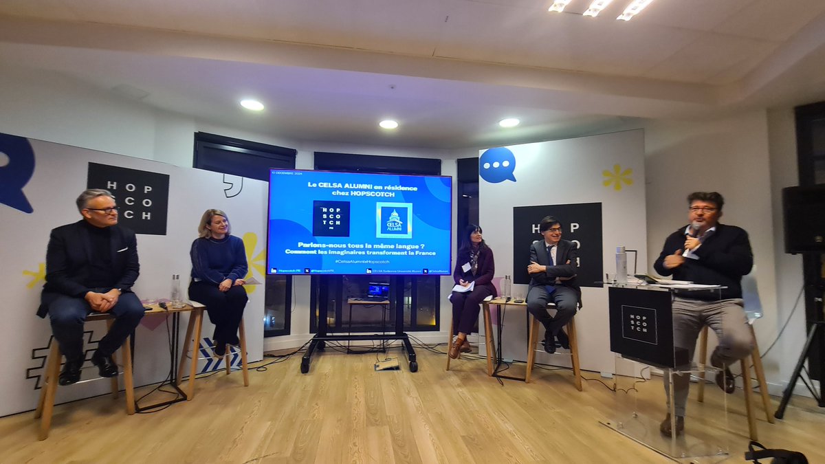Le talk chez <a href="/HopscotchPR_/">Hopscotch PR</a> cela commence ! "Parlons-nous tous la même langue ?" Réponse maintenant !