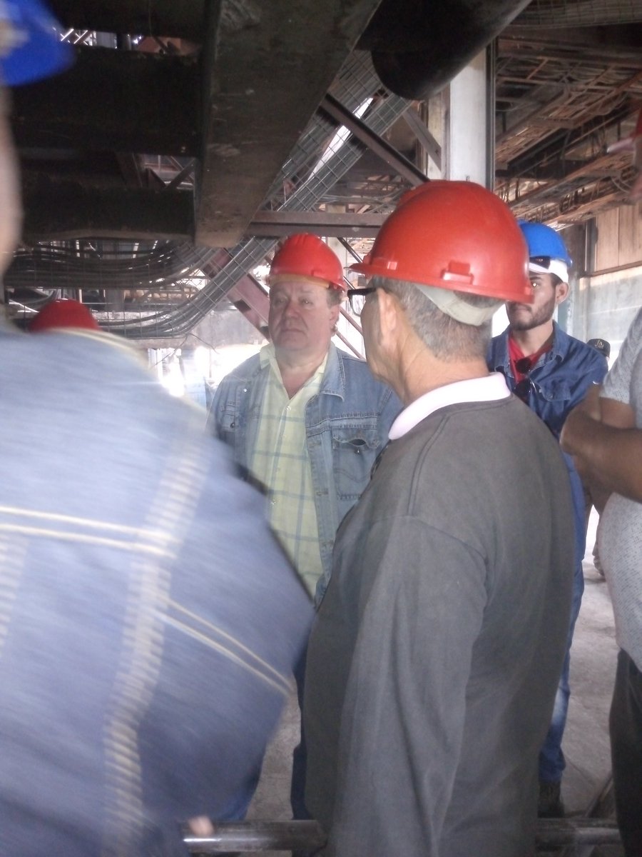 Noel Pérez (@pereznoel50850) on Twitter photo Chequea Presidente de Azcuba la reparación del central Carlos Manuel de Céspedes en #Camagüey para la venidera Zafra azucarera.<a href="/DiazCanelB/">Miguel Díaz-Canel Bermúdez</a> .<a href="/DrRobertoMOjeda/">Dr. Roberto Morales Ojeda</a> .<a href="/MMarreroCruz/">Manuel Marrero Cruz</a> .<a href="/FHHernndez1/">Federico Hernández Hernández</a> .<a href="/JorgeSutil2/">Jorge Sutil S</a> Chequea Presidente de Azcuba la reparación del central Carlos Manuel de Céspedes en #Camagüey para la venidera Zafra azucarera.<a href="/DiazCanelB/">Miguel Díaz-Canel Bermúdez</a> .<a href="/DrRobertoMOjeda/">Dr. Roberto Morales Ojeda</a> .<a href="/MMarreroCruz/">Manuel Marrero Cruz</a> .<a href="/FHHernndez1/">Federico Hernández Hernández</a> .<a href="/JorgeSutil2/">Jorge Sutil S</a>