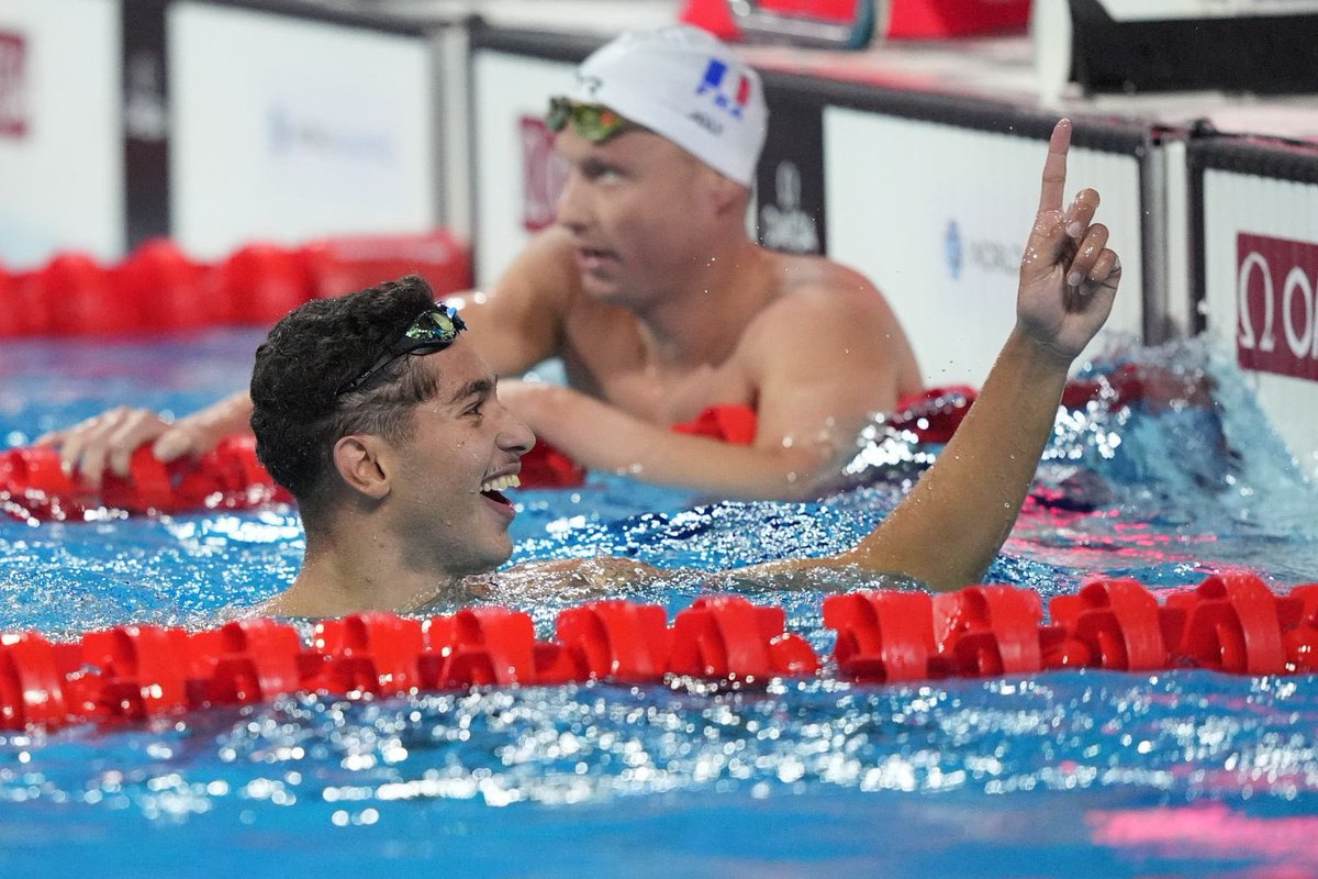 Chaouali1970's tweet photo. مشى احمد ! جاء احمد ! يبارك في ترابك يا تونس.. 🇹🇳 🏊🏼‍♂️ 🔝🌶️

نساك صيودة و رجالك صناديد....مبرووووووك احمد الجوادي بطل العالم في 1500 سباحة حرة في بوادبست 🥇 سباق قيدناه في دفتر خانة . 
ملولي، حفناوي، و اليوم الجوادي و غدوة الرحموني. https://t.co/DHEI9fI8Oc