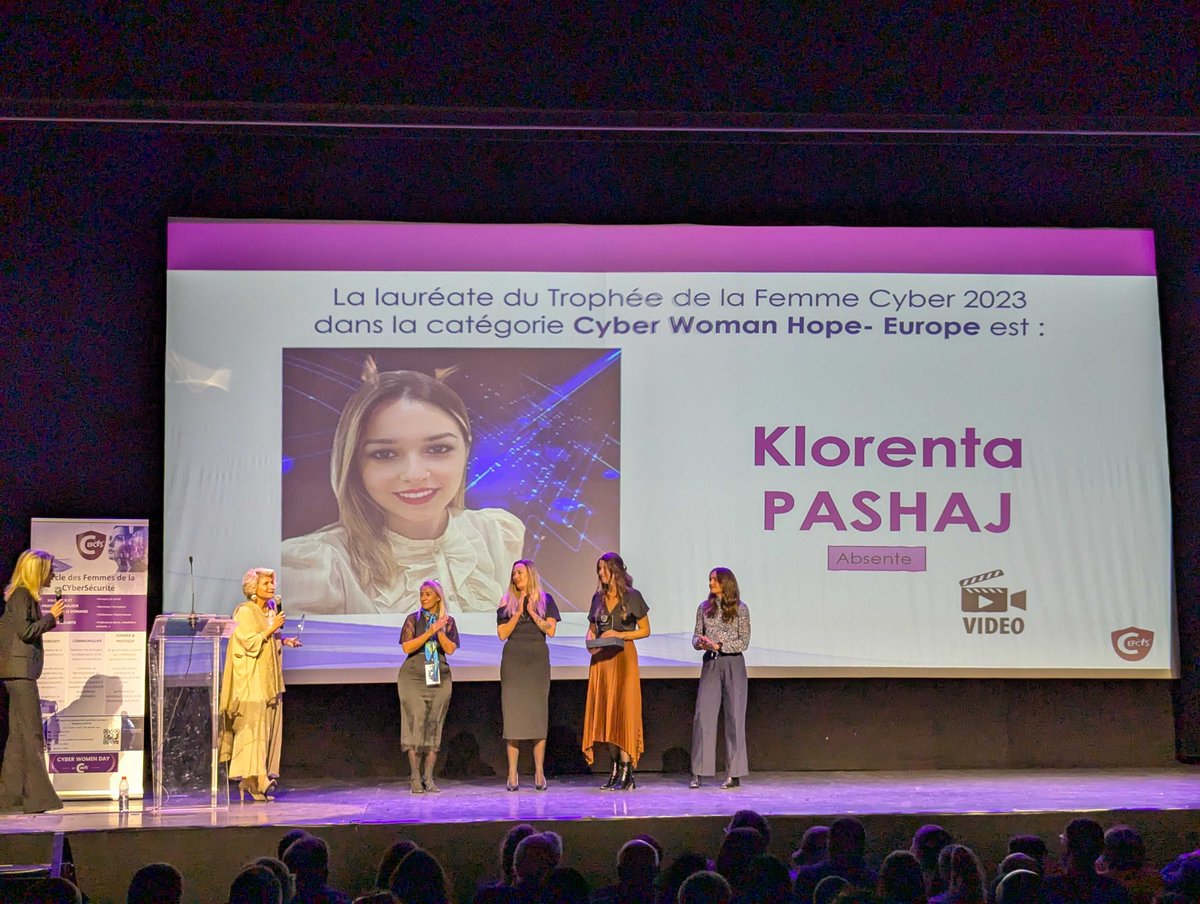 CEFCYS_Officiel's tweet photo. 🏆 Femme Cyber Espoir - Europe
👏 Bravo à Klorenta PASHAJ pour avoir reçu le trophée de Femme Cyber Espoir, décerné par Chiara Corazza ! Votre talent remarquable et votre engagement dans le domaine de la cybersécurité tracent la voie de l’avenir ! 🌟🏆
#ecwd https://t.co/KCsdEbj6S4