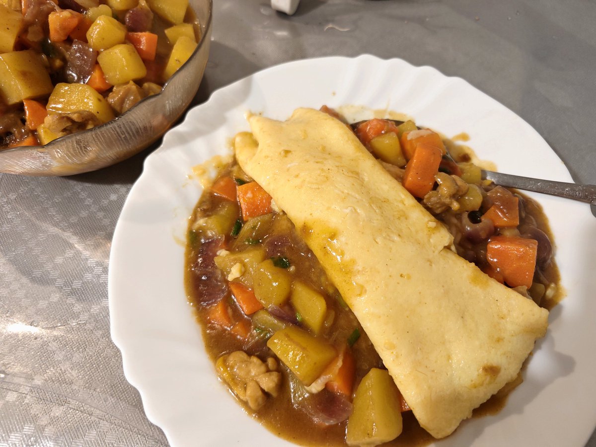 Ttcookingdiary's tweet photo. 偷老师的做饭生涯第一次遭遇了滑铁卢！蛋包饭变成了蛋饺饭啊啊啊啊啊 https://t.co/Qg2ozj3ngn