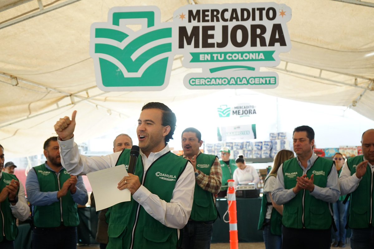 gelizondop's tweet photo. Para el Gobernador @manolojim apoyar la economía familiar es una prioridad, por eso el Mercadito Mejora sigue con todo. (1/2) https://t.co/eifFFNFrEM