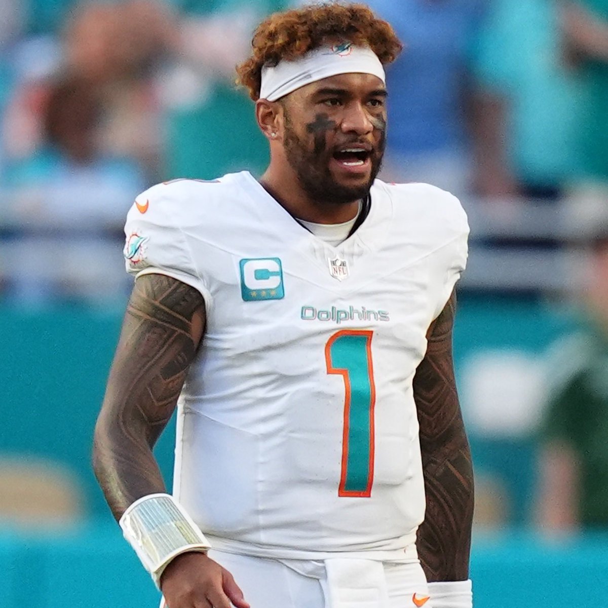 HardRockBet's tweet photo. Tua's NFL ranks since returning Week 8:

Passing Yards (1st)
Comp % (1st)
Passing TDs (T-4th)
Passer Rating (2nd)

He's been the 2nd half MVP #ProBowlVote https://t.co/4B1ncmDHLX
