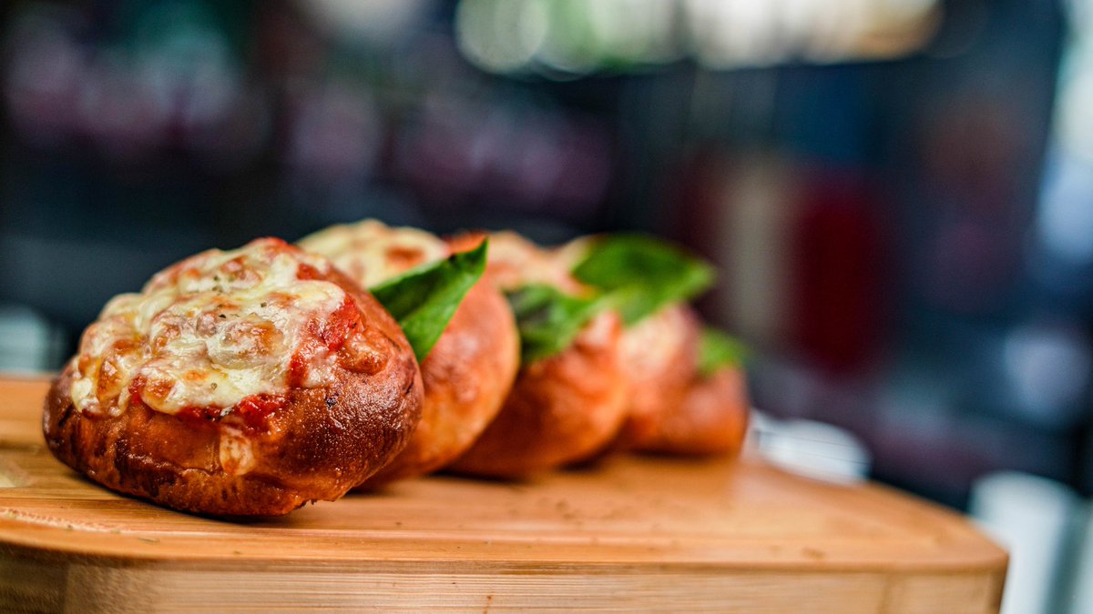 pitstopgh's tweet image. Little bites, BIG flavor! 🔥🍕 Our pizza balls are the perfect combo of cheesy, saucy,and oh so delicious. 😋One bite,and you’ll be hooked guaranteed!
Ready to level up your snack game? Head over to Pitstop today!

#PitstopVibes #PizzaBalls  #Labone