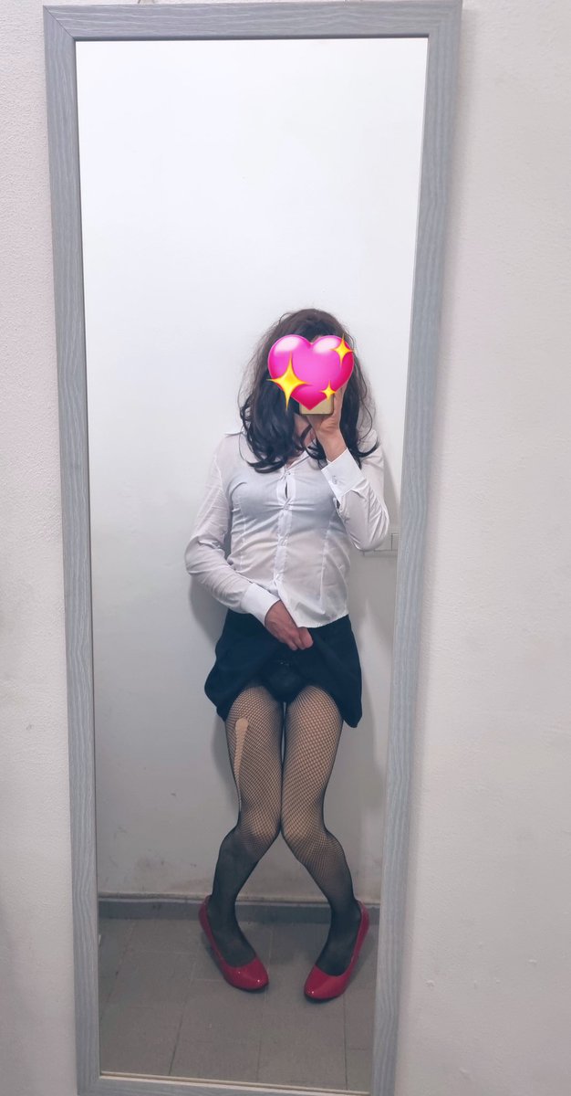 firdocd's tweet photo. Opsss😝💖🌸 please DM if you want me a little slut🥰 https://t.co/votnbss6mE