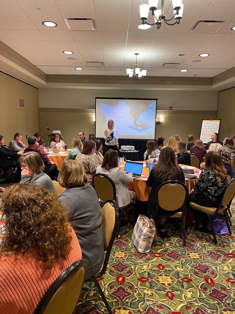 Update standing room only here in Magnolia C with <a href="/kellitremba/">Kelli Tremba</a> <a href="/CLIU21/">Carbon Lehigh IU #21</a>!