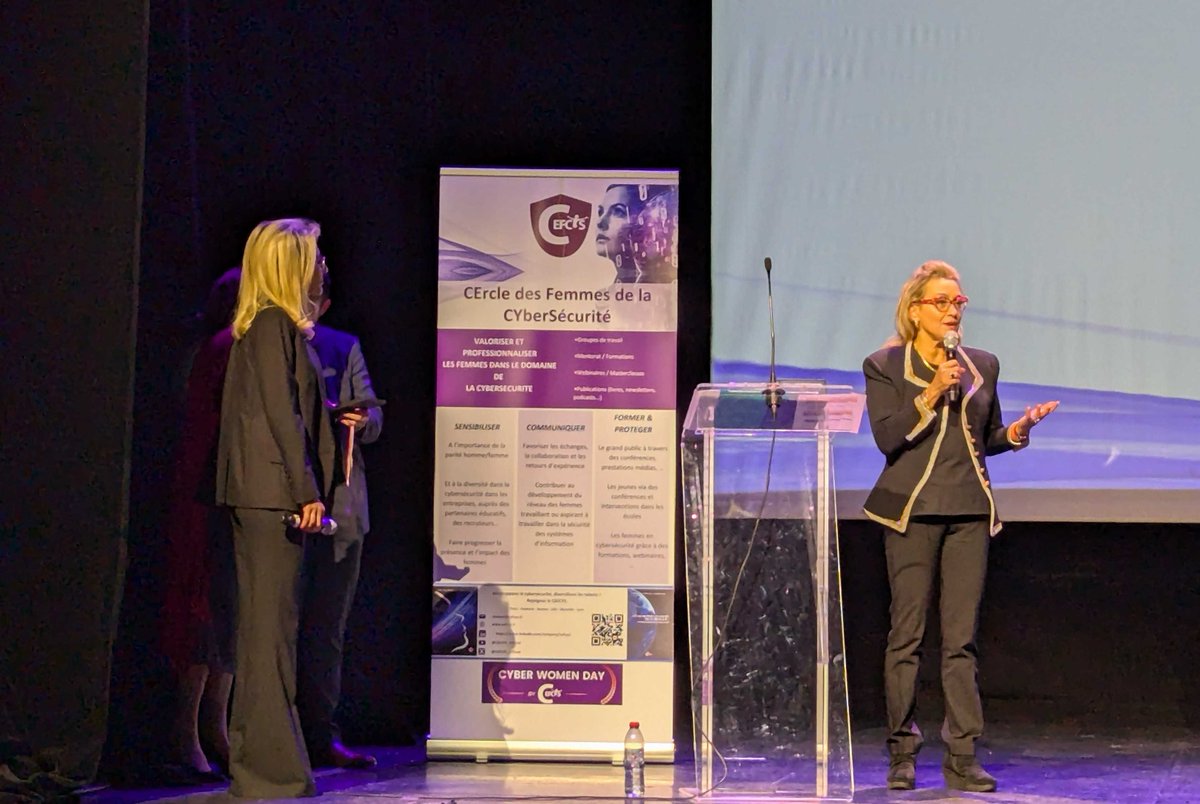 CEFCYS_Officiel's tweet photo. 🏆 Femme Cyber Dirigeante ou Entrepreneuse – Europe
👏 Bravo à Létitia COMBES, lauréate du trophée Femme Cyber Dirigeante ou Entrepreneure, décerné par Cristina Dolan. Votre vision et votre leadership transforment le paysage de la cybersécurité ! 🏆
#ecwd https://t.co/i4TkG5lFVC