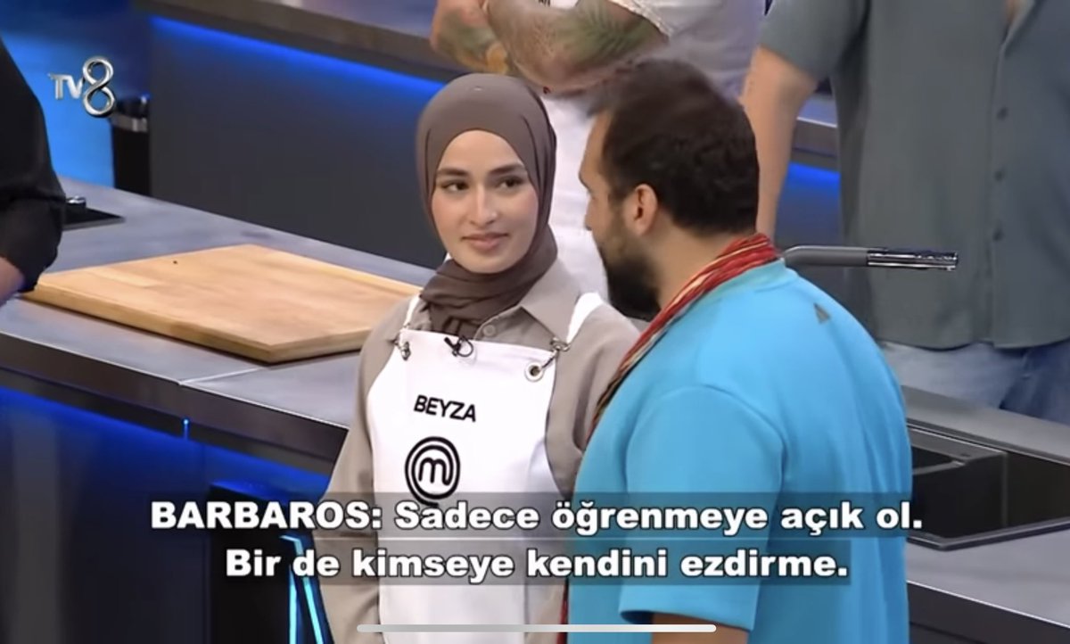 petragibi's tweet photo. Barbaros’un da en başta dediği kimseye kendini ezdirme Beyzoş 💕
Biz senin arkandayız 
 #MasterChefTürkiye #BeyzaHuriAydın https://t.co/ME6e40Z85c