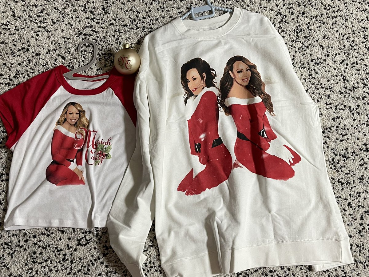 yana_k_lamb's tweet photo. Guys, today my second parcel with #MariahCollection30 arrived! ❤️
Long sleeve shirt looks sooo beautiful and so good quality 🫶🏻
@MariahCarey XO💋
I can't wait to take a photo in this outfit! ^^ https://t.co/Hi1yufwWMb