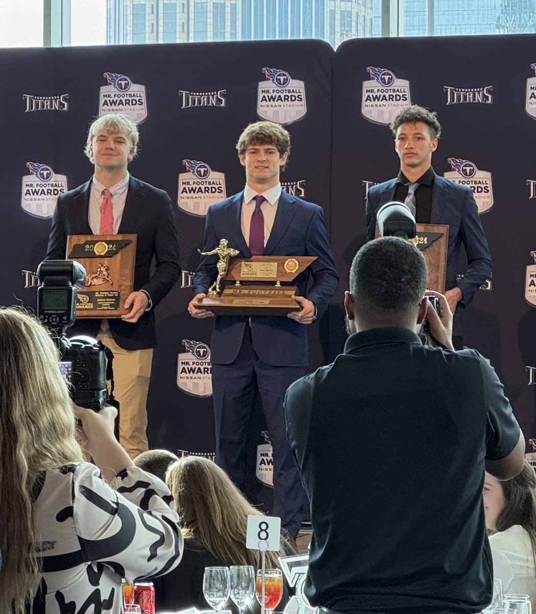 Congratulations to Noah Spencer for being selected as the Division II-AA Mr. Football winner!!🏆 We are so proud of you, Noah.