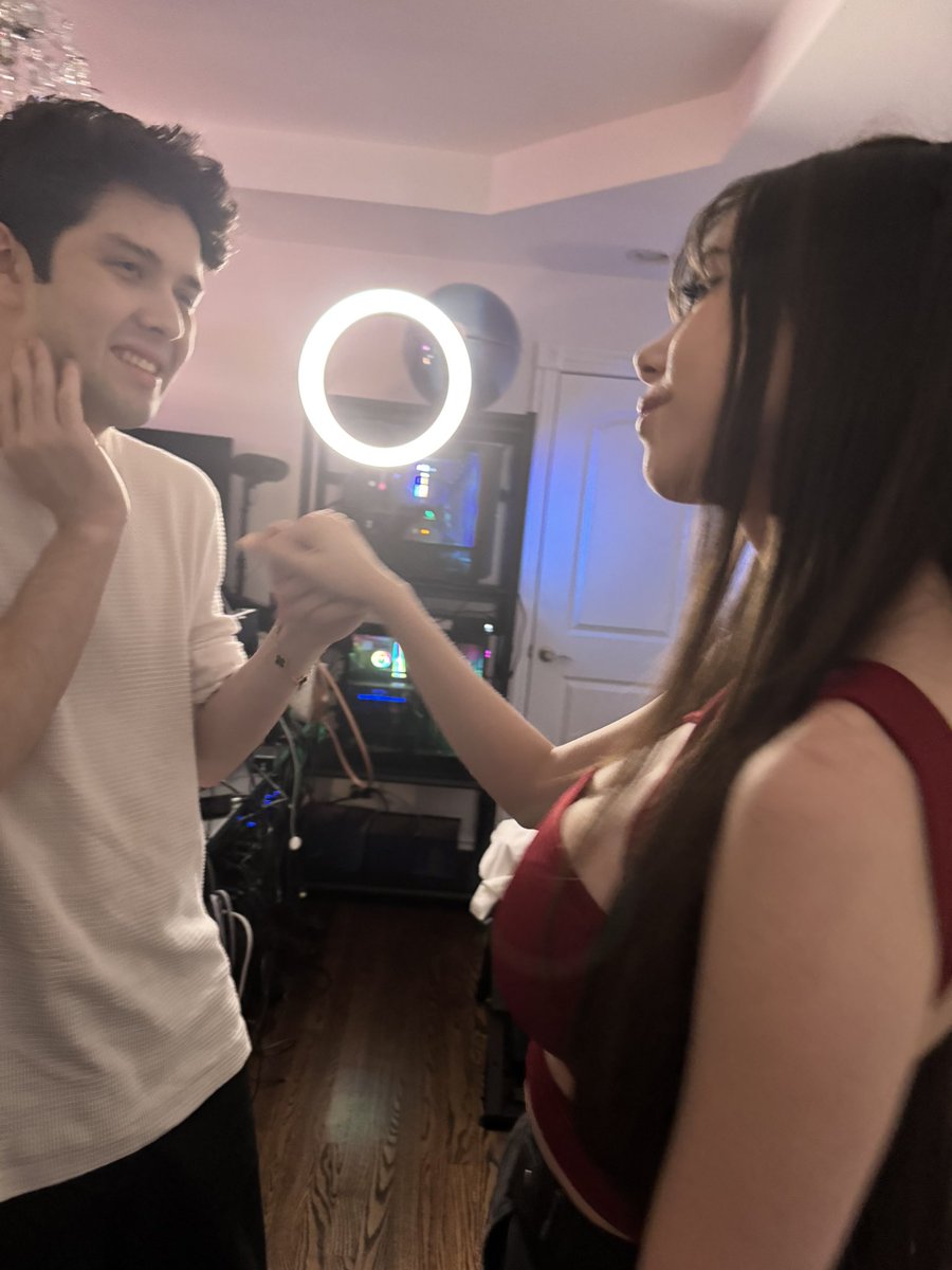 IIJenz's tweet photo. XD? en que momento tengo esto en mi galeria https://t.co/ZVRCztBZiv