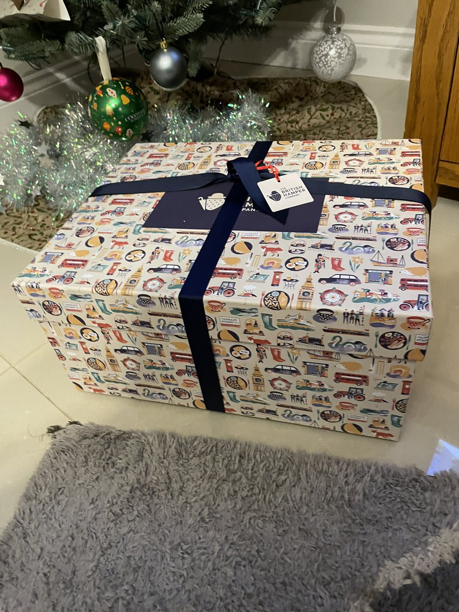 Dr Diane Simpson (@drdianesimpson) on Twitter photo Look what arrived <a href="/BritishHamper/">The British Hamper Company</a> All because of <a href="/Neil_Everatt/">Neil Everatt</a> tweet on Saturday! <a href="/sentrynimrod/">David Simpson🇬🇧🇺🇦</a> Look what arrived <a href="/BritishHamper/">The British Hamper Company</a> All because of <a href="/Neil_Everatt/">Neil Everatt</a> tweet on Saturday! <a href="/sentrynimrod/">David Simpson🇬🇧🇺🇦</a>