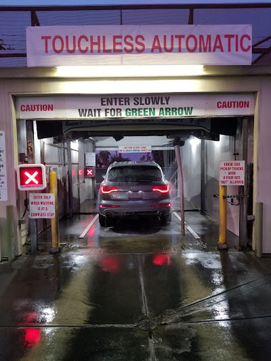 PalmWash's tweet photo. Unleash the power of our wand wash for a thorough clean. It's perfect for those who love to get every detail just right. Visit us and enjoy the experience. #WandWash #PalmDesertCarWash
https://t.co/tLXJklTRfY https://t.co/FS8kxd88Av