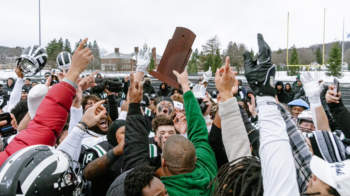 Our ‘Scotty Whitelaw Bowl’ Championship store is now open!! 

Get all of your 2024 ECAC Champions gear here: bsnteamsports.com/shop/gxXfsXQtX…

#TheVille 🐎
