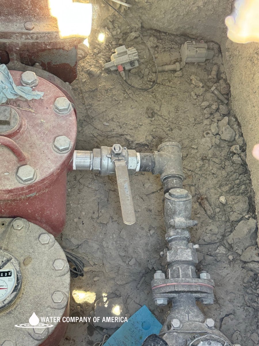 wca_revenue's tweet photo. Bad Meter of the Month!
WCA crews went out to investigate a meter for zero consumption on the low flow side. Hmm...I think we may have found the problem! Hard for flow to go through a closed valve!
Bad Meter!
#wca #reducewaterloss #waterrevenue https://t.co/SXNNIinkFM