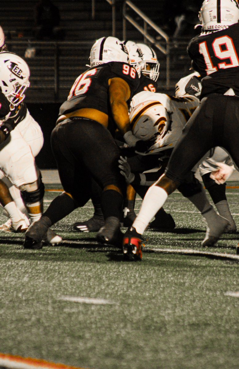 THE DEENO🏹 (@deenodeven) on Twitter photo Senior season highlights⬇️🐺⚔️
hudl.com/v/2Pg0xm
<a href="/jeffhunter_97/">Jeff Hunter</a> <a href="/rockerlee229/">The Rocker Lee</a> <a href="/RecruitGeorgia/">Recruit Georgia</a> <a href="/ExpoRecruits/">Expo Recruits</a> @On3Recruits Senior season highlights⬇️🐺⚔️
hudl.com/v/2Pg0xm
<a href="/jeffhunter_97/">Jeff Hunter</a> <a href="/rockerlee229/">The Rocker Lee</a> <a href="/RecruitGeorgia/">Recruit Georgia</a> <a href="/ExpoRecruits/">Expo Recruits</a> @On3Recruits