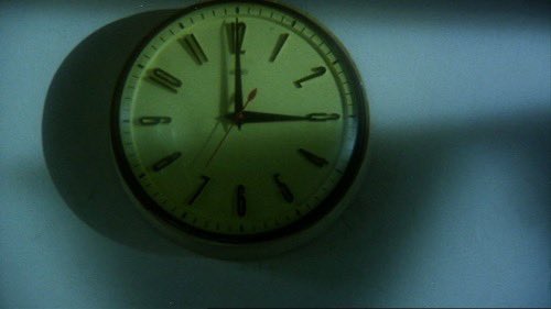Alkemyzt's tweet photo. Days Of Being Wild [阿飞正传] 1990 • Wong Kar Wai https://t.co/nemr6oc1kN
