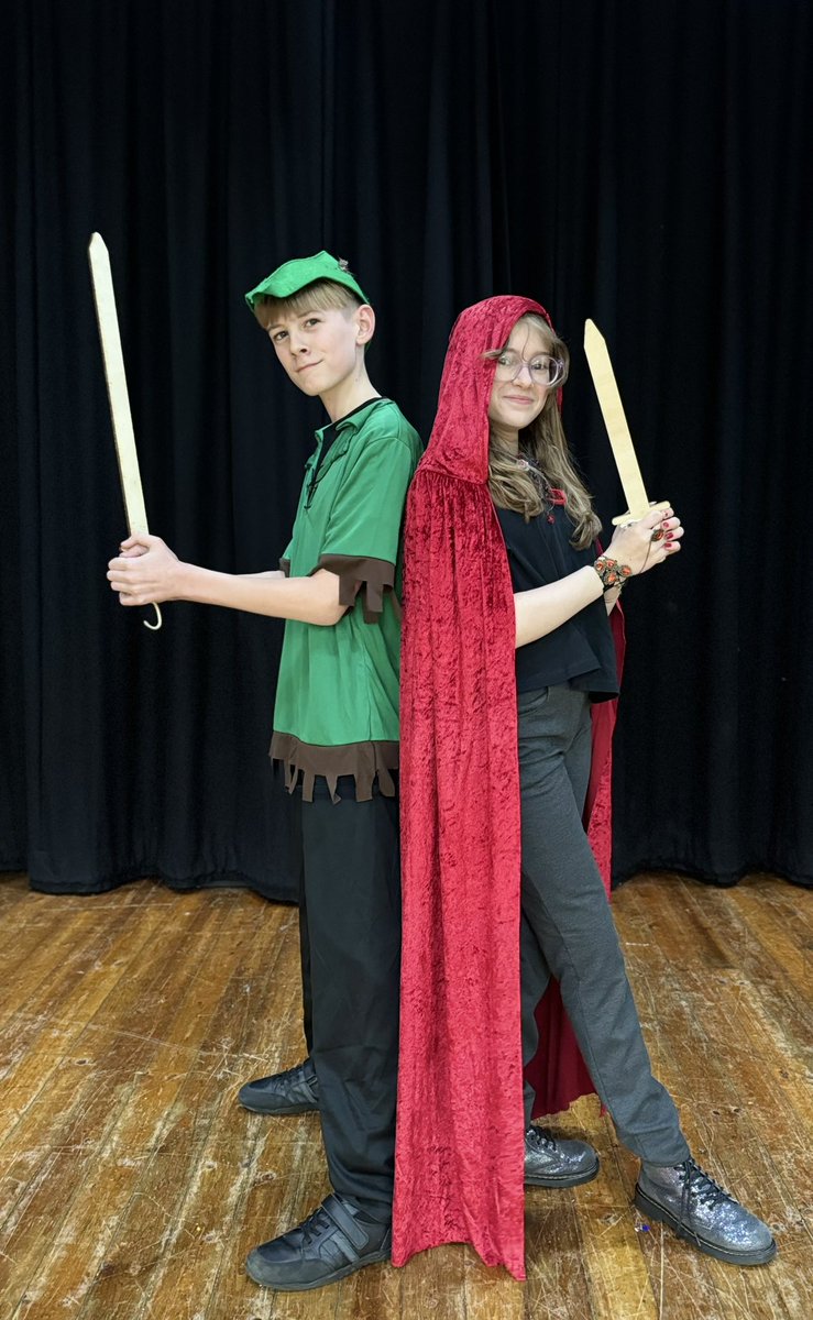 ⭐️🎭Robin… A Pembroke Tale🎭⭐️

We have just over 1 week left until the story of Robin is shared! Make sure to grab your tickets while you can!! 

📍 Pembroke, Main Hall
📆⏰ Weds 18th Dec 5pm - 7pm
📆⏰ Thurs 19th  Dec 7pm - 9pm
💰Tickets £3 each 
👥 Open to all!
