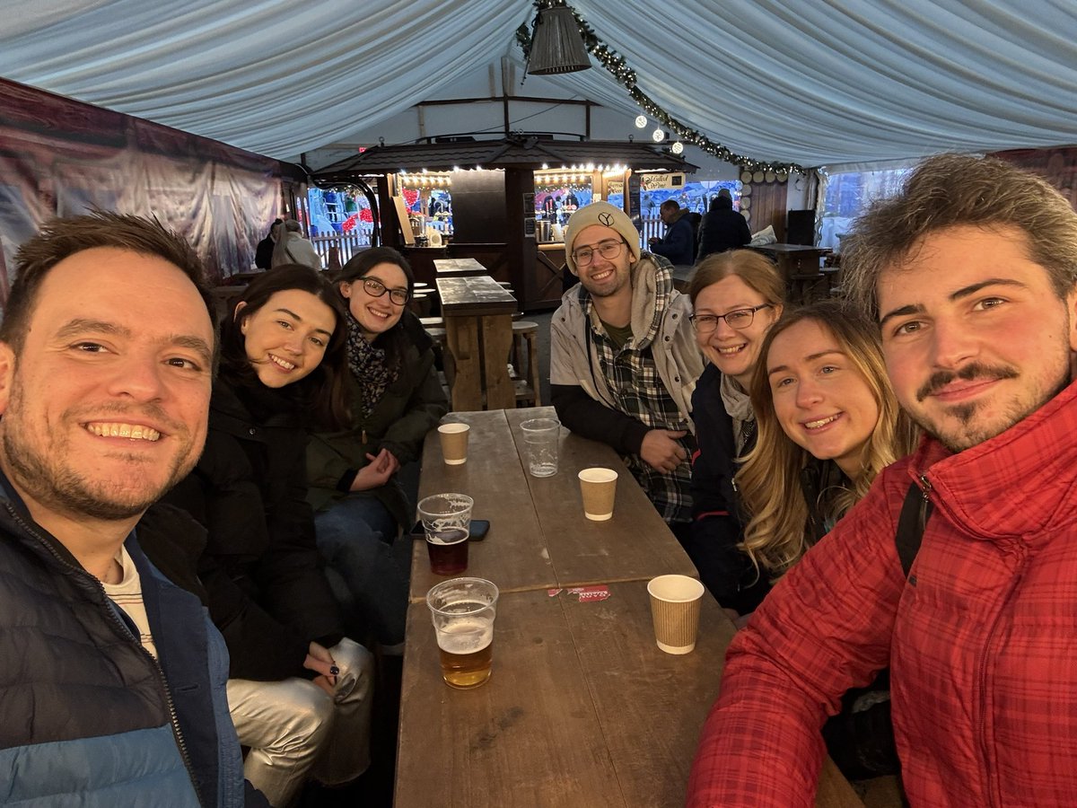 anton_calabrese's tweet image. Fantastic afternoon celebrating the achievements of the lab in 2024. Excited for 2025!