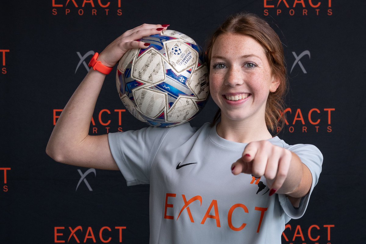 macysoccer13's tweet photo. Media Day pics for the @EXACTSports Exact 11 All American team in England! ๐ด๓ ง๓ ข๓ ฅ๓ ฎ๓ ง๓ ฟโฝ๏ธ #EXACTintl #EXACTAllAmerican
@sacitysc @SACity08GA @GAcademyLeague @ImYouthSoccer @NationalScoutin @ChampionSoccer @TheSoccerWire @PrepSoccer @PrepSoccerTX @TopDrawerSoccer @PalominoPete https://t.co/xrS0EWBeVY