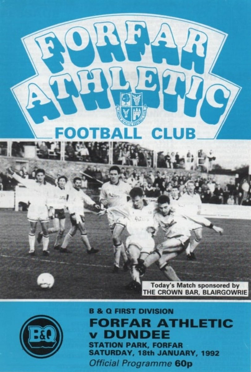 footballmemorys's tweet photo. Programme cover for the Forfar Athletic v Dundee clash back in 1992
#FAFC #ForfarAthletic #DFC #Dundee #Programmes https://t.co/kamDdBfSM2