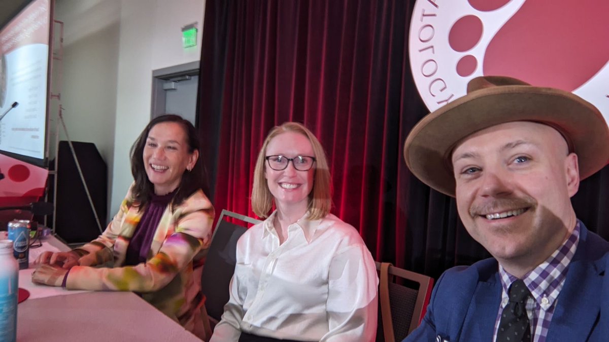 Bloodman (@bloodman) on Twitter photo Great speakers and great talks updating hormones and thrombosis at #ASH24! <a href="/MiddeldorpS/">Saskia Middeldorp</a> <a href="/Clotmaster/">Joseph Shatzel</a> Great speakers and great talks updating hormones and thrombosis at #ASH24! <a href="/MiddeldorpS/">Saskia Middeldorp</a> <a href="/Clotmaster/">Joseph Shatzel</a>