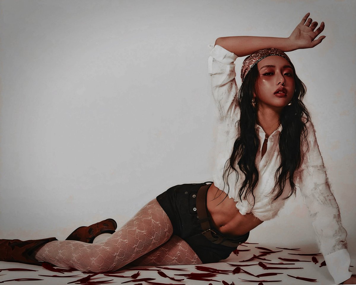 donadefunta's tweet image. ⠀⠀⠀⠀⠀⠀⠀⠀⠀  ও  ׅ you look 𝗹𝗼𝗻𝗲𝗹𝘆 . . .
⠀⠀⠀⠀⠀⠀⠀⠀⠀⠀⠀      . . . Ꭵ can 𝗳𝗶𝘅 that ^᪲᪲᪲