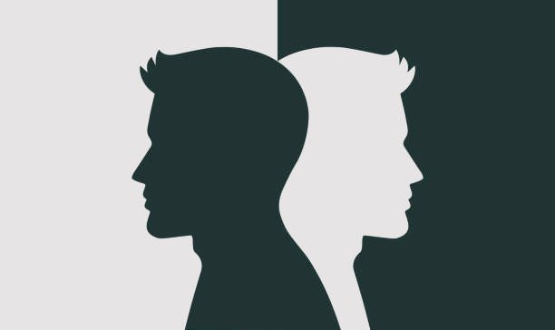 Bienvenue dans un monde où les djihadistes d’hier sont les libérateurs d’aujourd’hui. Où les pays qui interdisent le port du voile sont ceux qui célèbrent la prise de pouvoir par des islamistes. Où les putschs commis par des terroristes sont ovationnés et ceux commis par des