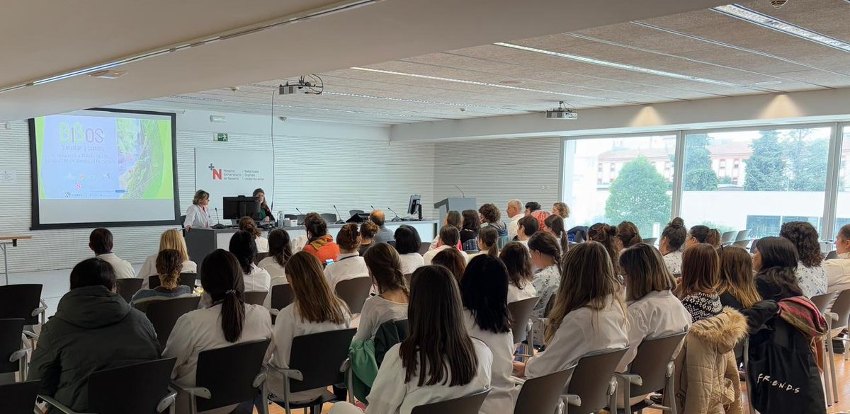 0Bibos6's tweet photo. Hemos presentado el proyecto "BiBos 4.0, el bienestar a través de los bosques para todas las personas" en el Hospital Universitario de Navarra. 
Se han presentado los programas piloto de baños de bosque que se implementarán con pacientes crónicos de pediatría y  sus familiares. https://t.co/XGUyE9Zzcc