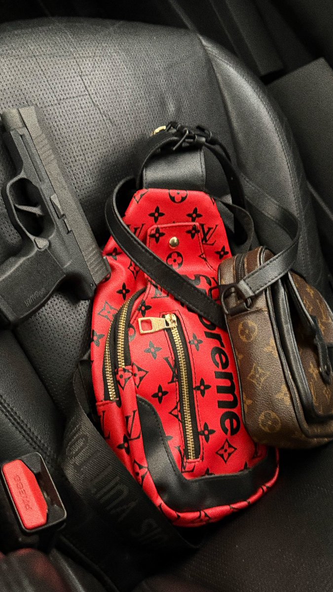 lv tweet media