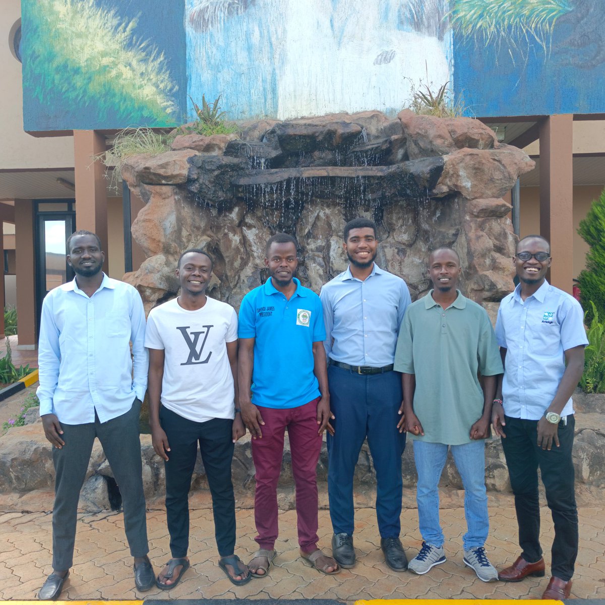 KABAUKABAU005's tweet photo. Today marks the second day of the Jumuiya ya wanafunzi wa Pwani, (JUWAPWA)..Strategic plan Conference, where students leaders Delegates from the 6 Counties are Converging for 3days to have a Strategic Roadmap on How we as Students bodies from The Coast will have our County. https://t.co/Wky7kl0ZDx