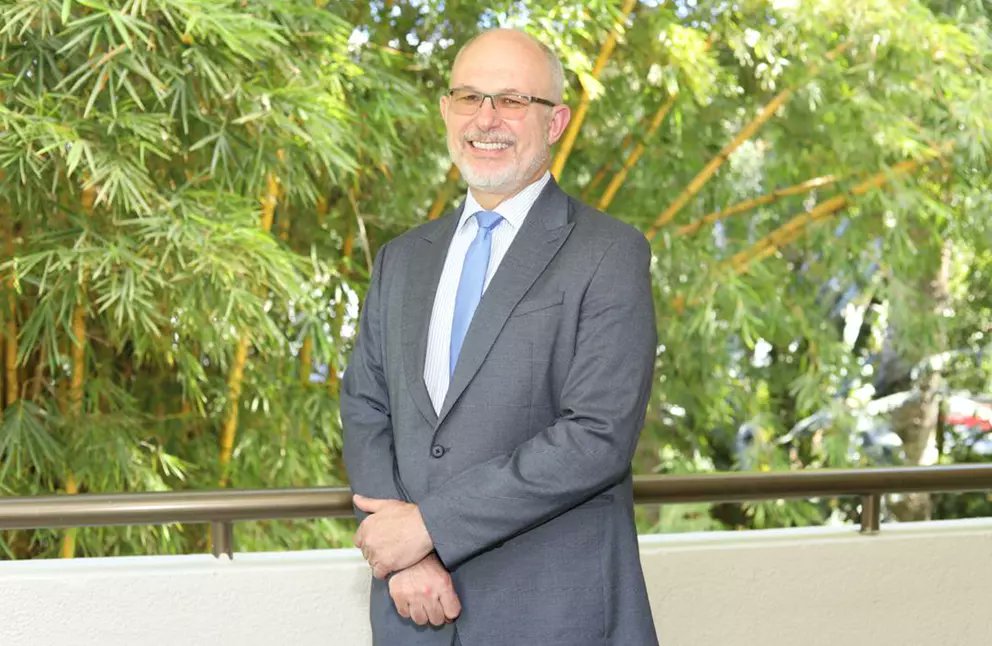 Antonio Silveira ha sido nombrado vicepresidente del Sector Privado de CAF.

Economista brasileño con un doctorado de la Universidad Federal de Río de Janeiro, Silveira cuenta con una destacada trayectoria en el sector público y organismos internacionales.

En CAF, ha liderado
