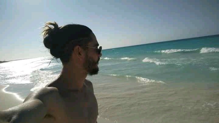 #DiadelosDerechosHumanos te queremos #libre llevas cerca de 4 años de injusto encarcelamiento, pero la noche no será eterna. Tu familia estará para ti hasta el final !!!! #TequeremosLibre #FreeAndy #11J