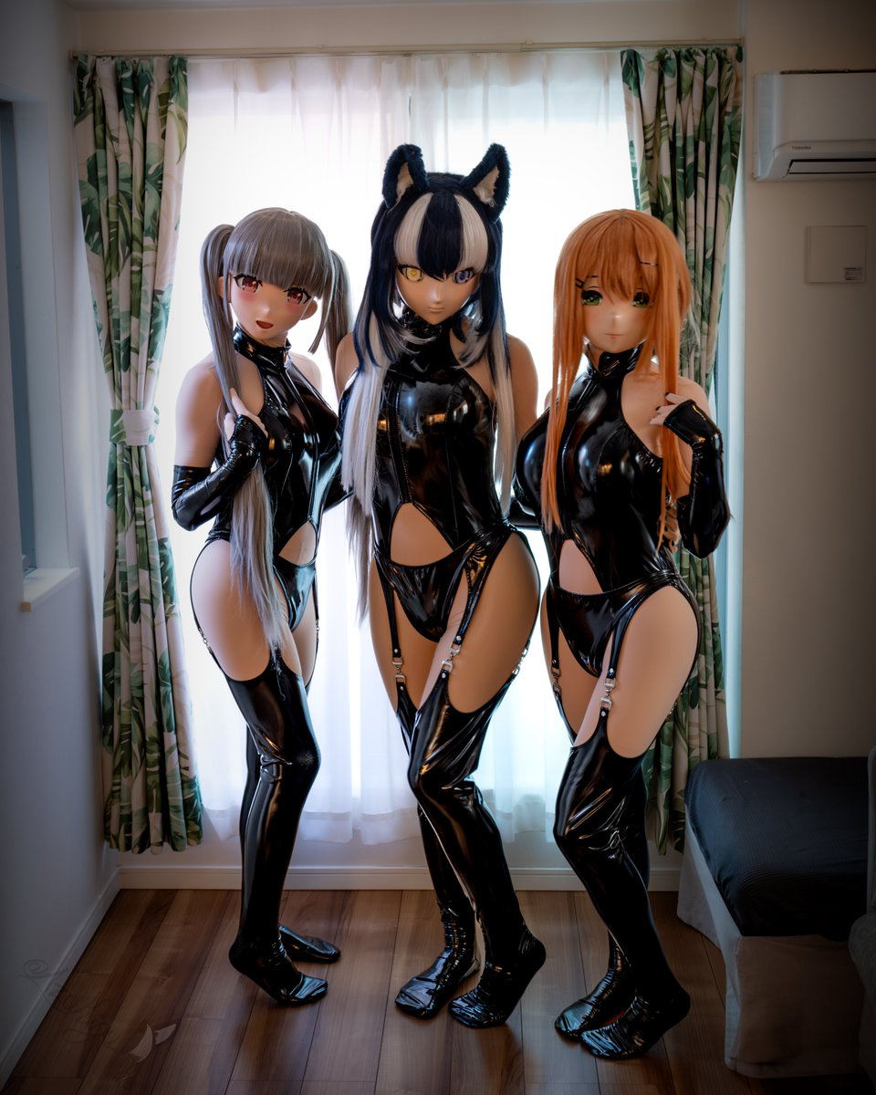 Back from Japan 🇯🇵 and I can only say it was quite an experience! Thanks to everyone who took part in this adventure!
Much more to come ~ 

Together with <a href="/WallyKigu/">Wally</a> and <a href="/arymiah/">Ary</a> 🩶🧡

📸- <a href="/inthetrees4272/">🍁Get-Screw'd</a>