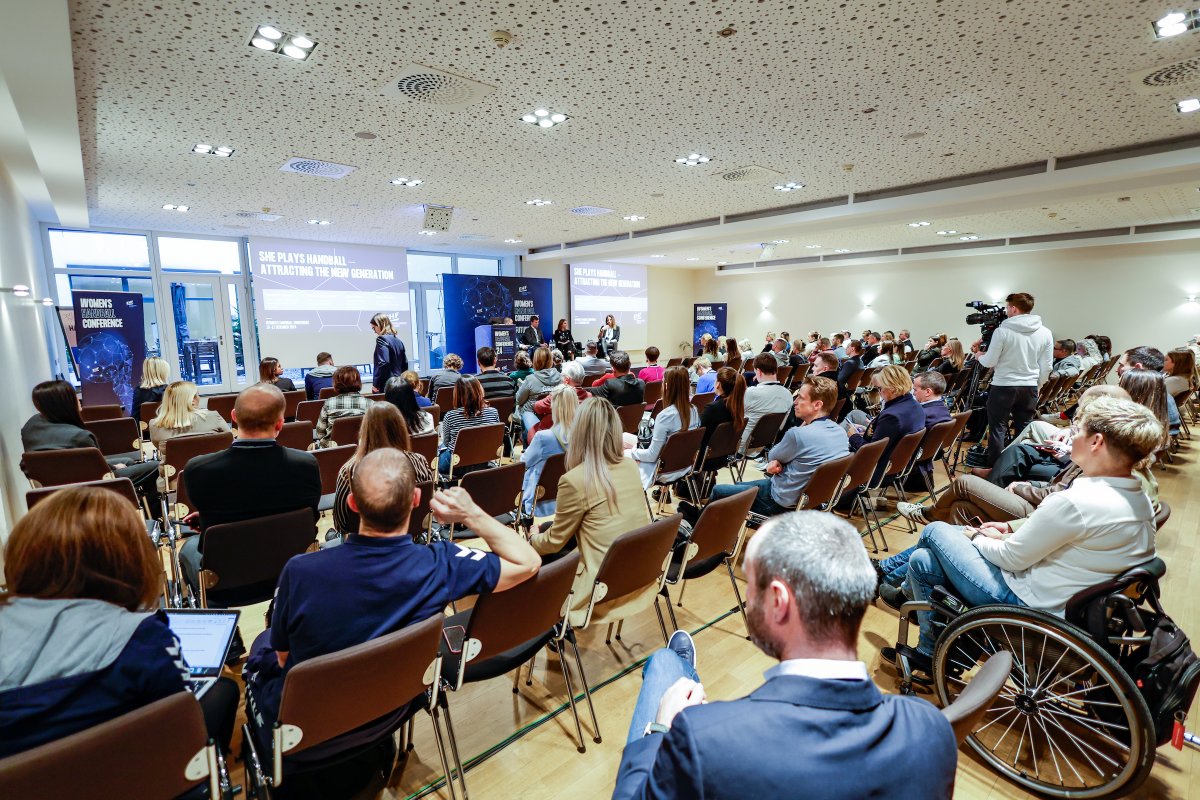 𝐖𝐎𝐌𝐄𝐍'𝐒 𝐇𝐀𝐍𝐃𝐁𝐀𝐋𝐋 𝐂𝐎𝐍𝐅𝐄𝐑𝐄𝐍𝐂𝐄 2024🔥
Full house on #day1✔️