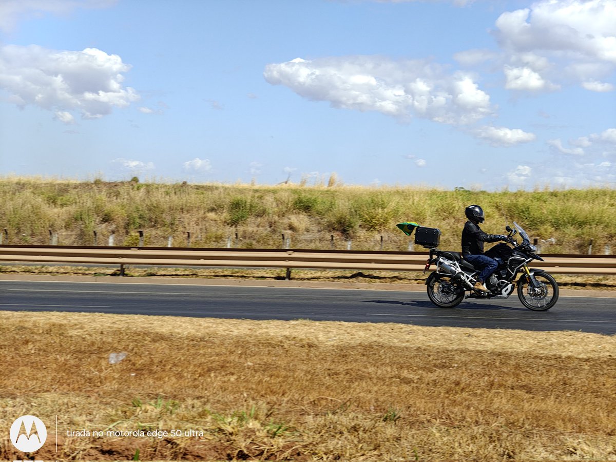 robowillian's tweet photo. Shot On Motorola Edge 50 Ultra 📷😱
RAW 😱🤐
#motofoto #Edge50Ultra #photo #raw #brazil #Motorcycle #goiania
@Fanboy_Moto @Moto https://t.co/uZPT3xK4dM