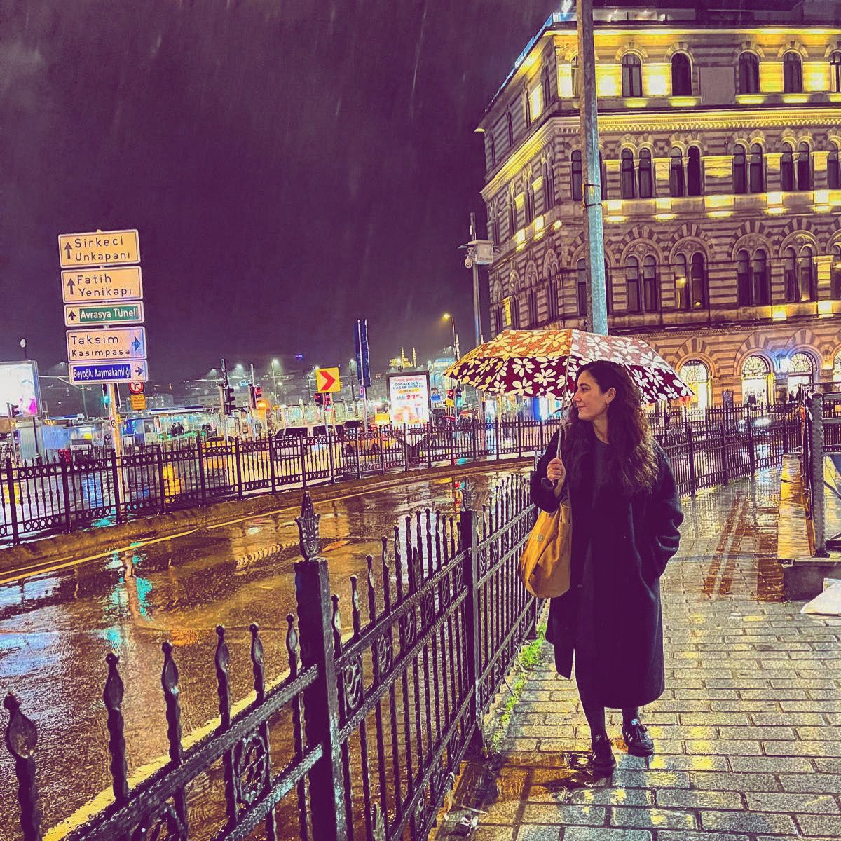 slaydinn's tweet photo. Beni sevmezsen yağmurları sev… https://t.co/Cvz2eciVQQ