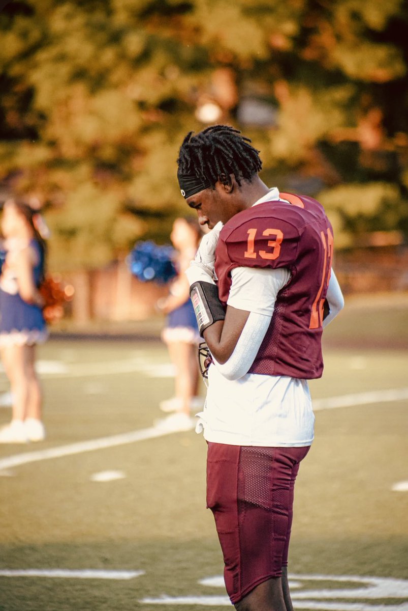 JonathanJr2025's tweet photo. 1st team All Blue Ridge District linebacker 
1st team All Region 3D linebacker 
Co Defensive player of the year ,Region 3D #AGTG https://t.co/nSjaxmg3Wa