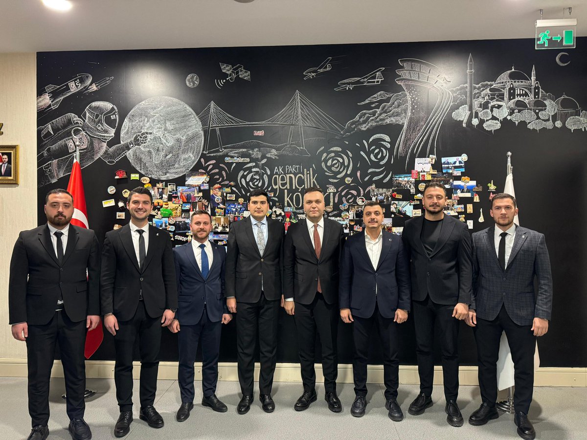 koksalgumuss's tweet photo. Ak Parti GK. Genel Başkanımız Eyüp Kadir İnan’ın tensipleri Ak Parti İl Gençlik Kolları Başkanımız Çağatay Çağlayan’ın olurlarıyla yapılan istişareler sonucunda Ak Parti İzmit İlçe Gençlik Kolları Başkanlığına Eyüp Akbal atanmıştır. Rabbim hayırlı görevler yapmayı nasip etsin. https://t.co/8KZjOrT7xW