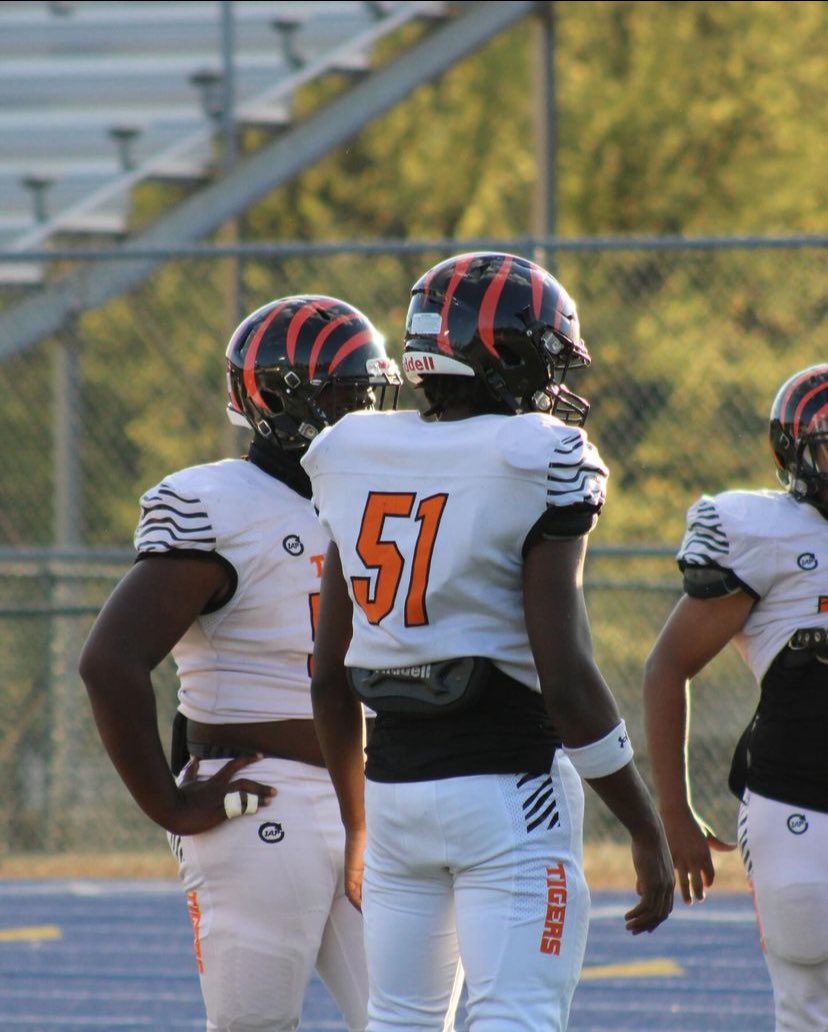 Xavier Hunter (@_xavierhunterr) on Twitter photo 2nd Team All City
1st Team All District
3rd Team All State
All I can do is Thank the man above me for all these blessings coming my way and giving me the opportunity to go to the next level ❤️🙏 #AGTG <a href="/CoachBell13/">Coach M.Bell</a> 2nd Team All City
1st Team All District
3rd Team All State
All I can do is Thank the man above me for all these blessings coming my way and giving me the opportunity to go to the next level ❤️🙏 #AGTG <a href="/CoachBell13/">Coach M.Bell</a>