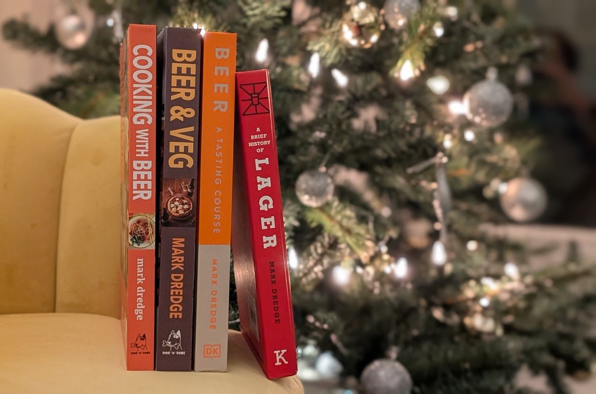 Looking for beer books for Christmas? I've got four books available direct from beerdredge.com/shop - for every book sold, I'll add a set of Beer Flavours Wheels to the order between now and 21st Dec 🍻📚🎁
