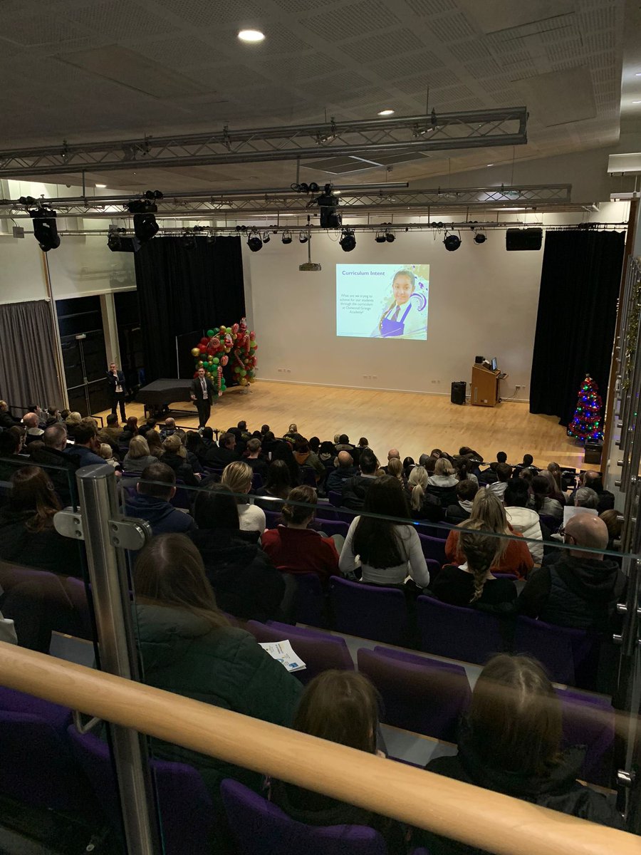 OGACADEMY's tweet image. A big thank you to all the parents and carers who joined us for our Y9 Guided Pathways Evening! Your involvement and support make all the difference as we work together to help our students thrive. #Community #GuidedPathways