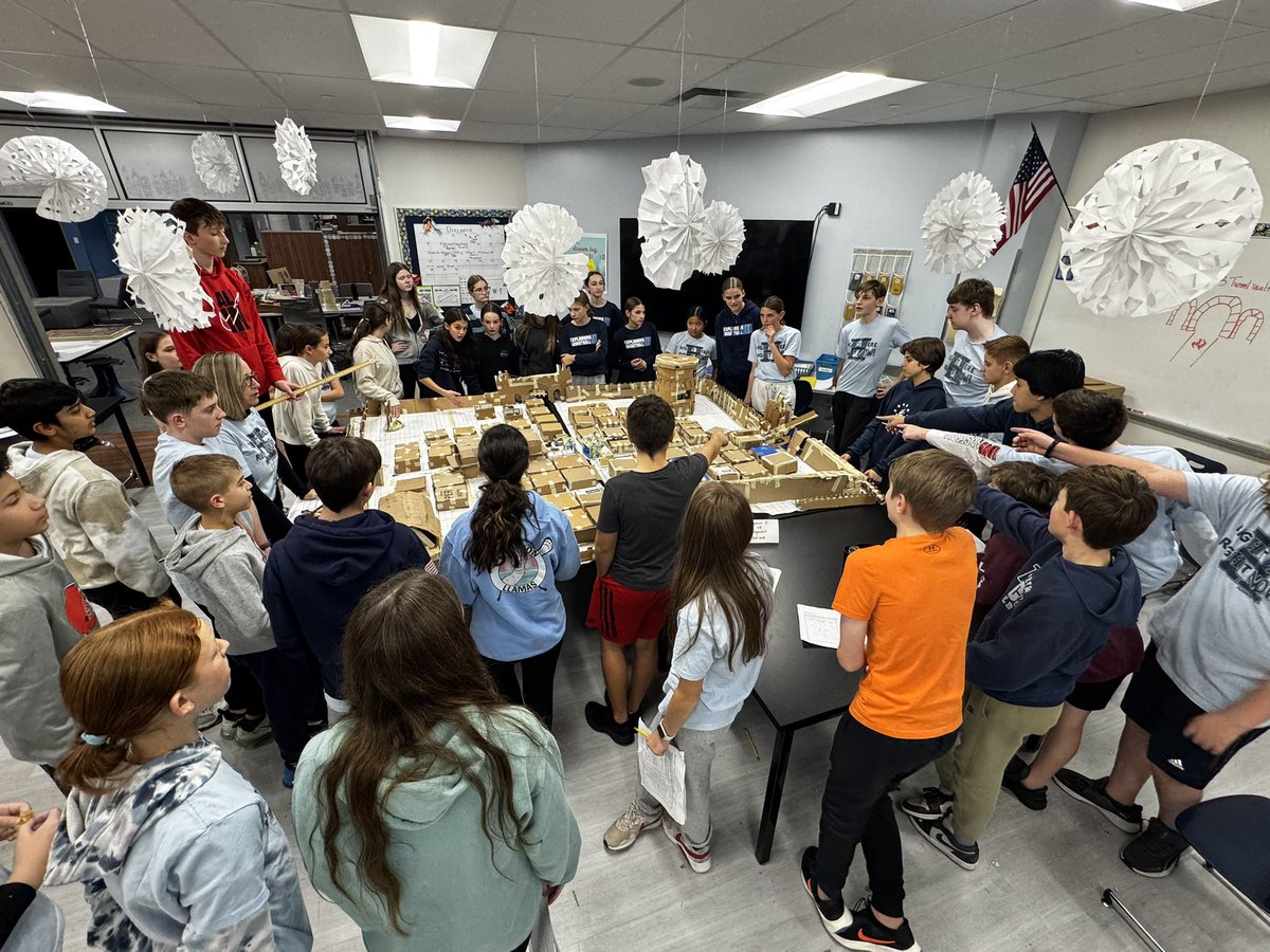 DeAnna VanderSchie tweet media