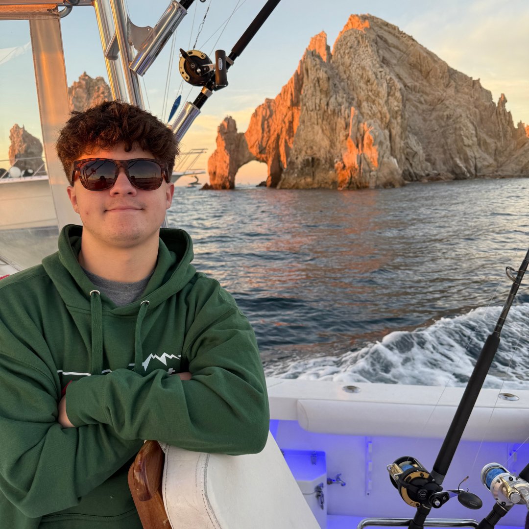 _everest_com's tweet photo. A bad day on the water is better than a good day at work. #fishing #fishingtrip #fishinglife #marlinfishing #sailfish #marlin #sealion #everest #cabo #cabotrip #mexicotrip https://t.co/qjDU7B3yVP