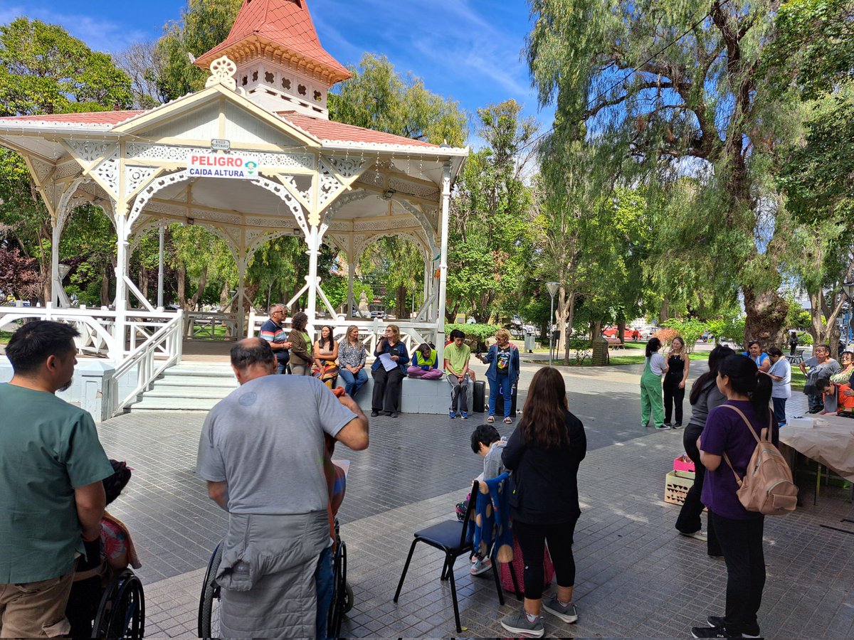 baskovcmariabel's tweet photo. Acompañamos a NICADPI en la celebración del Día Internacional de las Personas con Discapacidad  en Plaza Independencia de #Trelew
Se realizaron diversas actividades para concientizar sobre la discapacidad y para mostrar el enorme trabajo que realizan todos los días del año 🙌 https://t.co/HyYbuFX2QY
